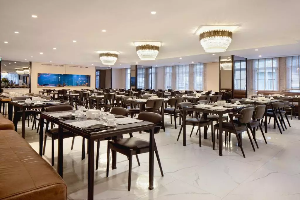 رستوران GOLDEN AGE